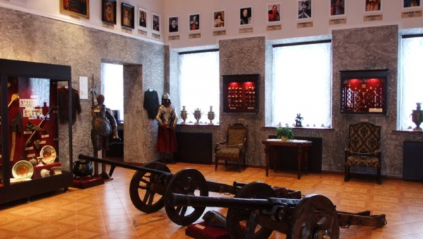 Експозиція воєнної історії та побуту «Щит і меч землі Дубенської»