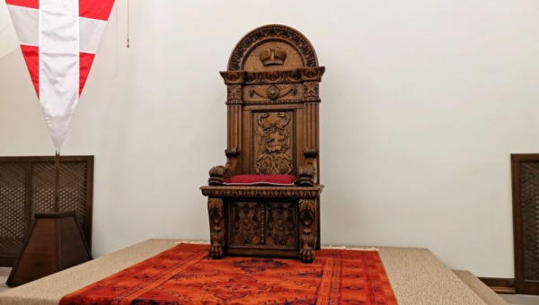 Тронна зала зі справжнісіньким троном з’явилася у Дубенському замку